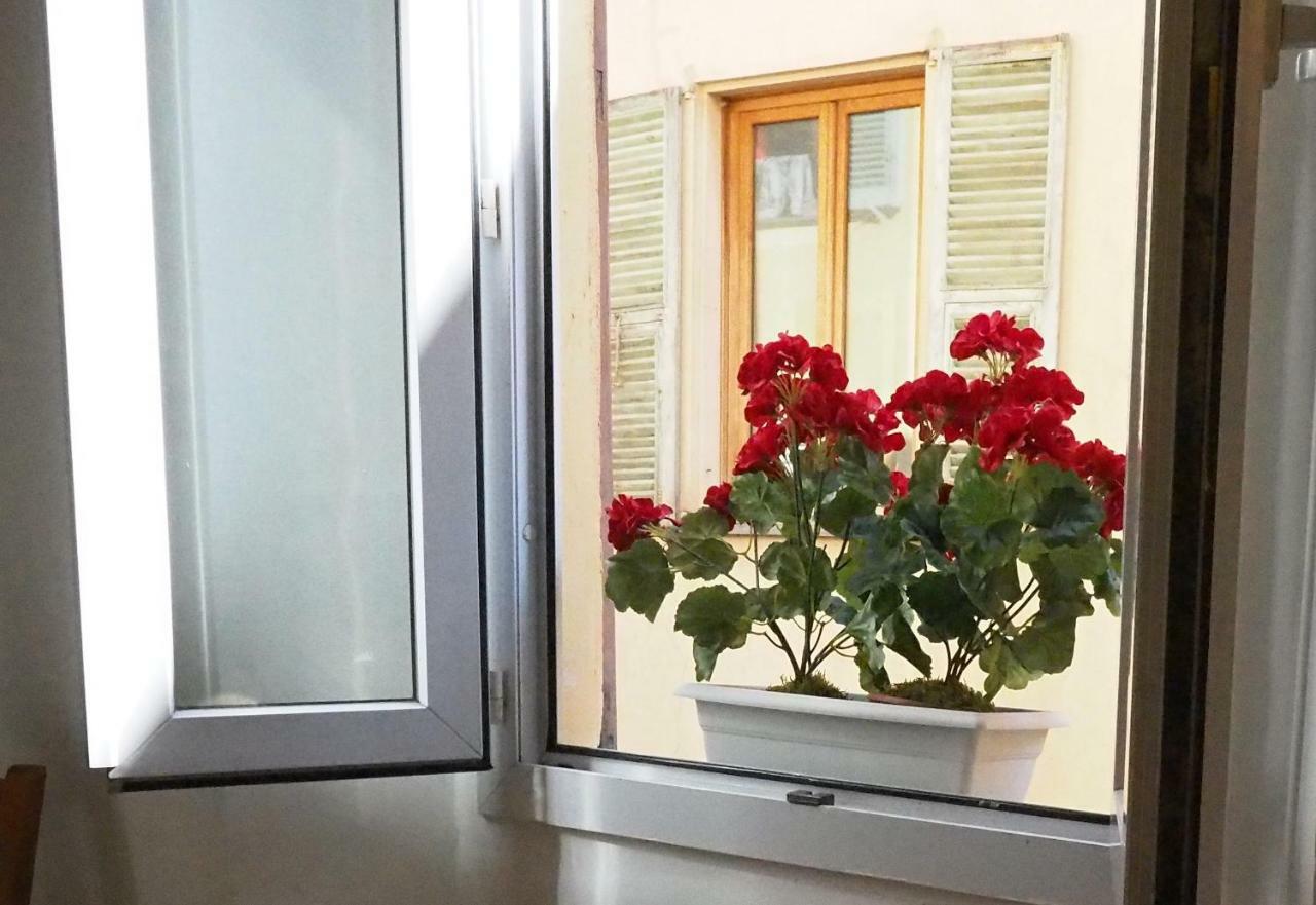 2 Bedroom Apartment Old Town Centre Nice Exterior photo